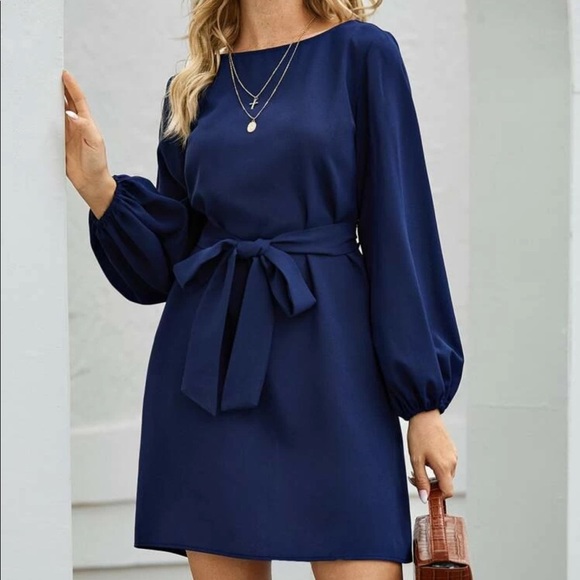 Bishop long sleeve belted dress dark green - Picture 3 of 9